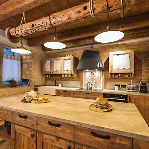 Malga Laben Bed & Breakfast