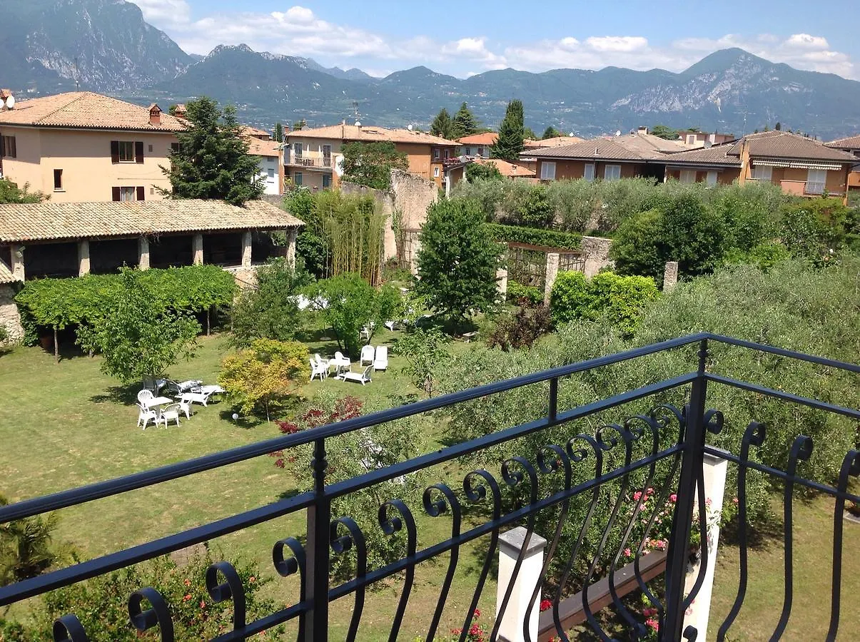 Hotel Belvedere トッリ・デル・ベーナコ イタリア
